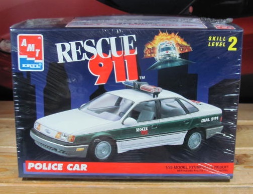 AMT Rescue 911 Ford Taurus Police Car Kit Sealed