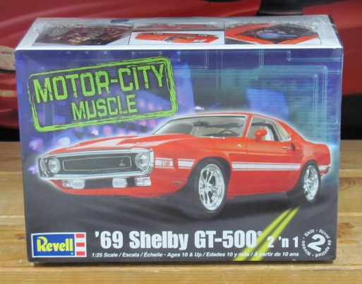 Revell 1969 Shelby GT-500 2 'n 1 2009 Issue Sealed
