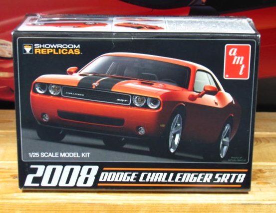 AMT 2008 Dodge Challenger SRT8 Kit Sealed