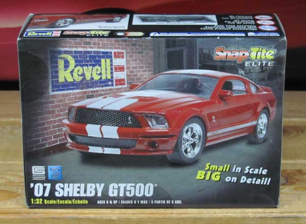 Revell 2007 Shelby GT500  1/32 Scale Kit Sealed