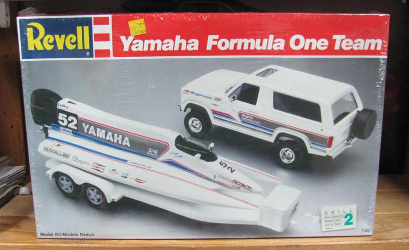 Revell Yamaha Formula One Team Kit Sealed