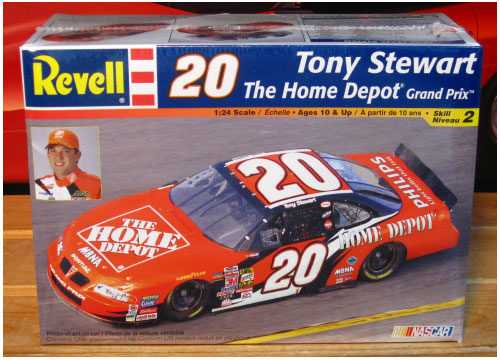 #20 Home Depot Tony Stewart 2002 Grand Prix Revell Kit Sealed