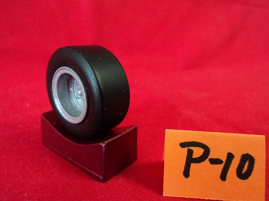 P #10 Resin Tire Pavement Tall Narrow Smooth Edge