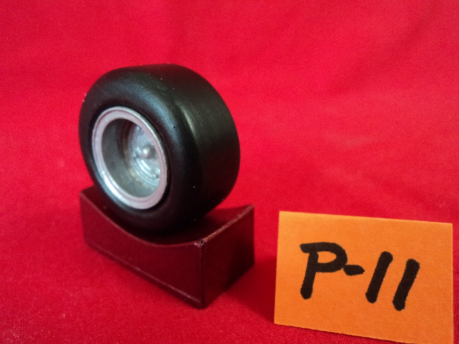 P #11 Resin Tire Pavement Tall Narrow Round Edge