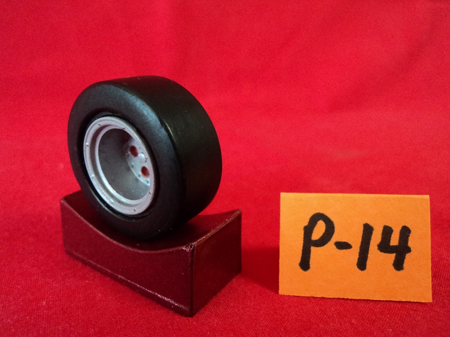 P #14 Resin Tire Pavement Low Narrow Smooth Edge